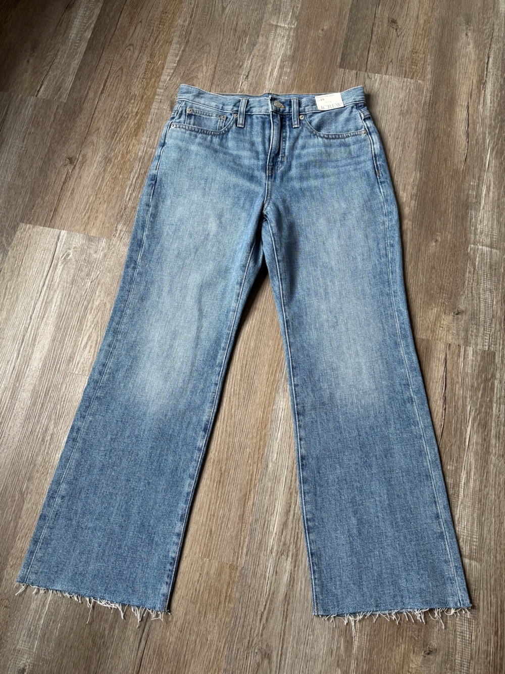 J. Crew Mid Rise Relaxed Demi Boot Mom Jeans Kamila Wash Denim Blue Size 25 NEW